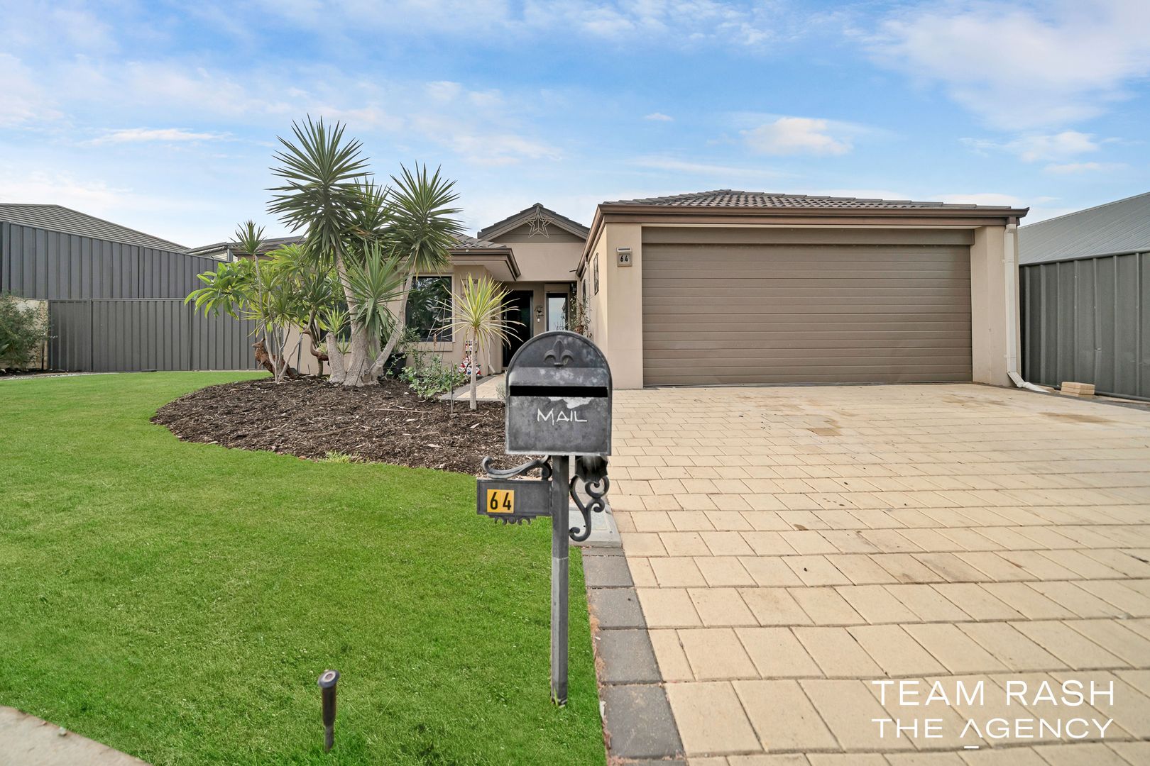 64 Kurrajong Boulevard, Banksia Grove WA 6031, Image 1