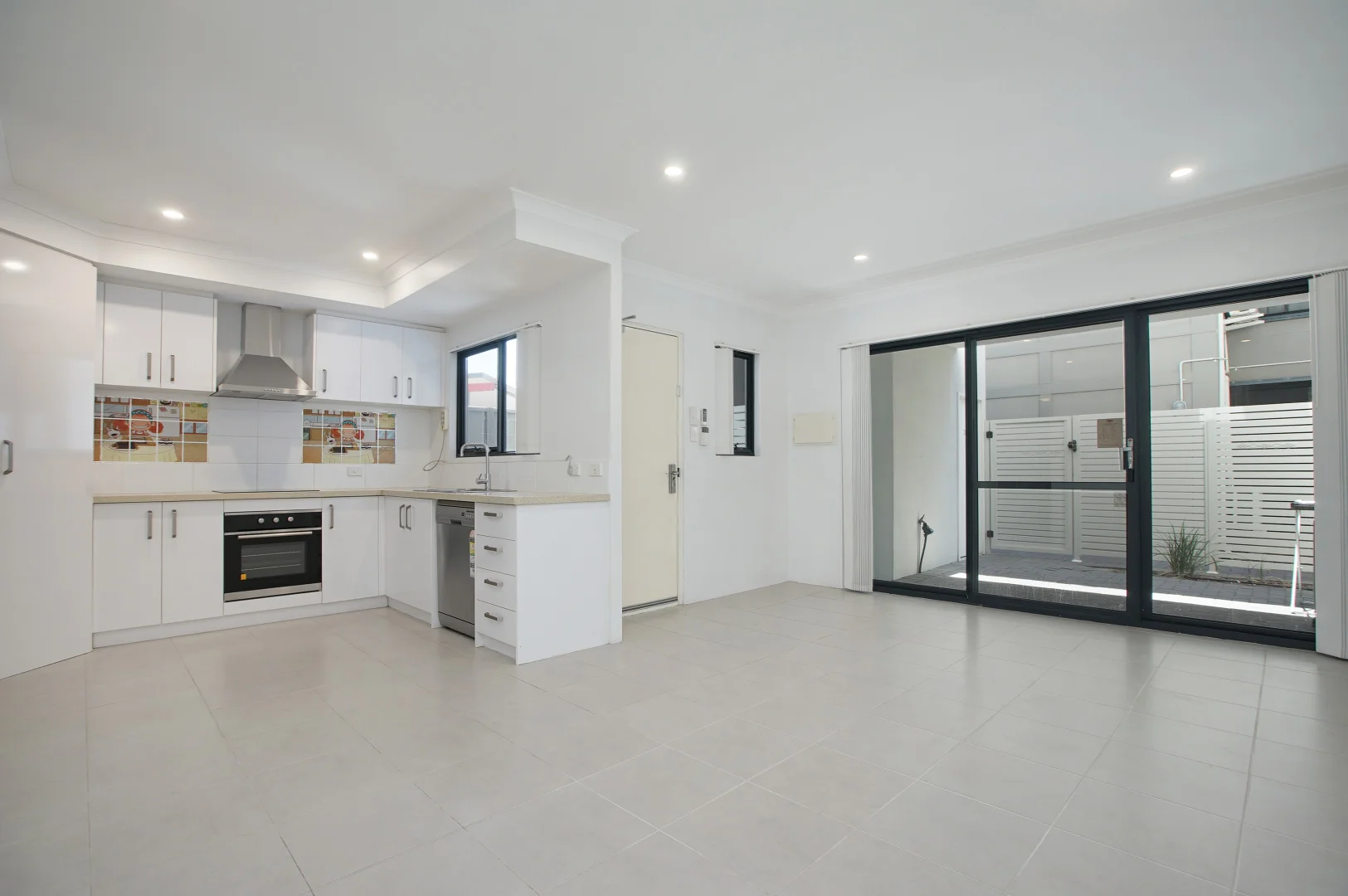 Additional image 2 of 15/11 Rowlands Street, Kewdale WA 6105