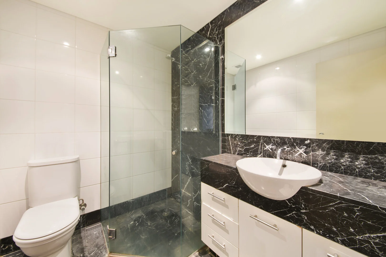 Additional image 6 of B601/24-26 Point Street, Pyrmont NSW 2009