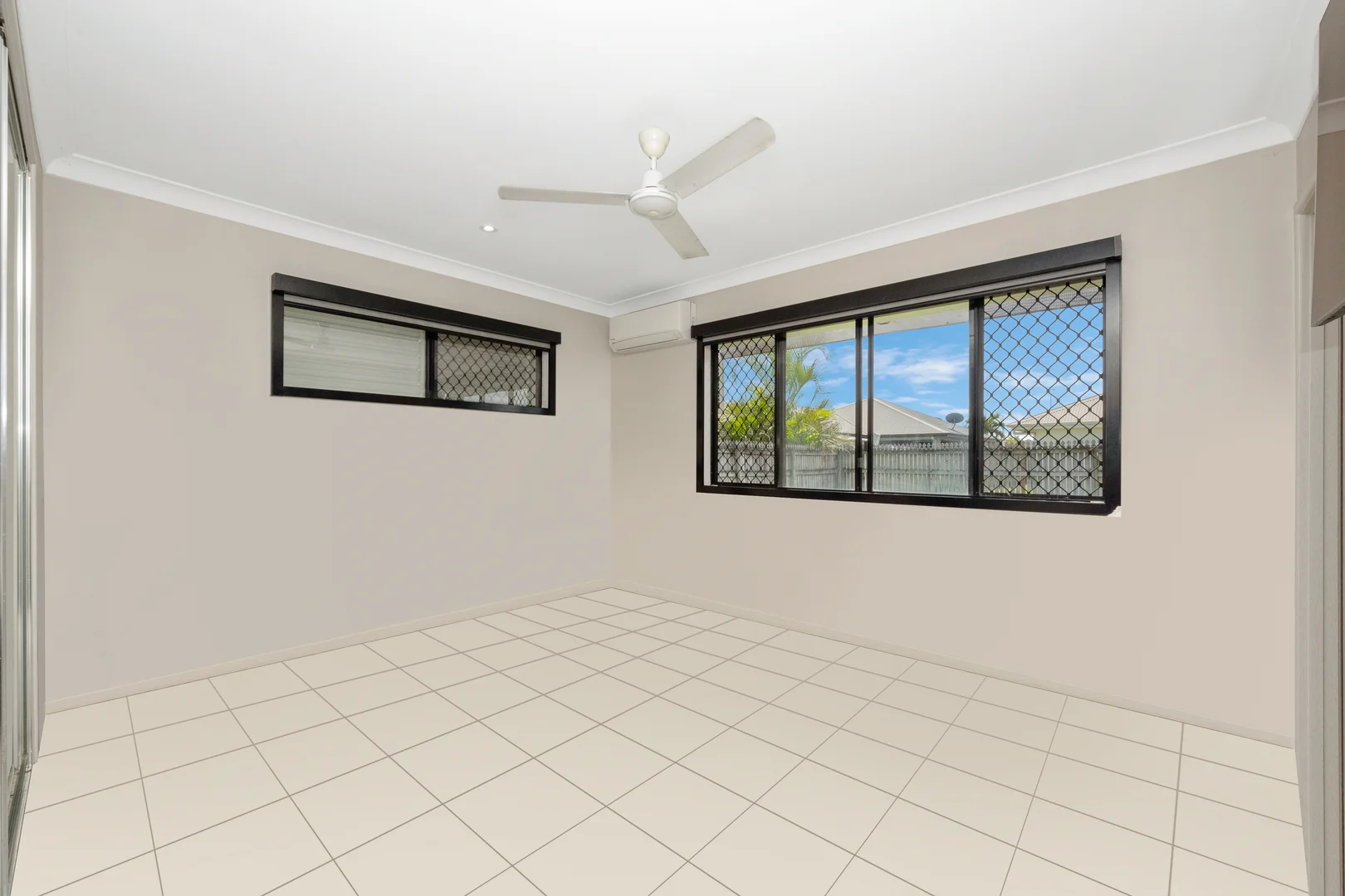 Additional image 7 of 8 Limerick Way, Mount Low QLD 4818