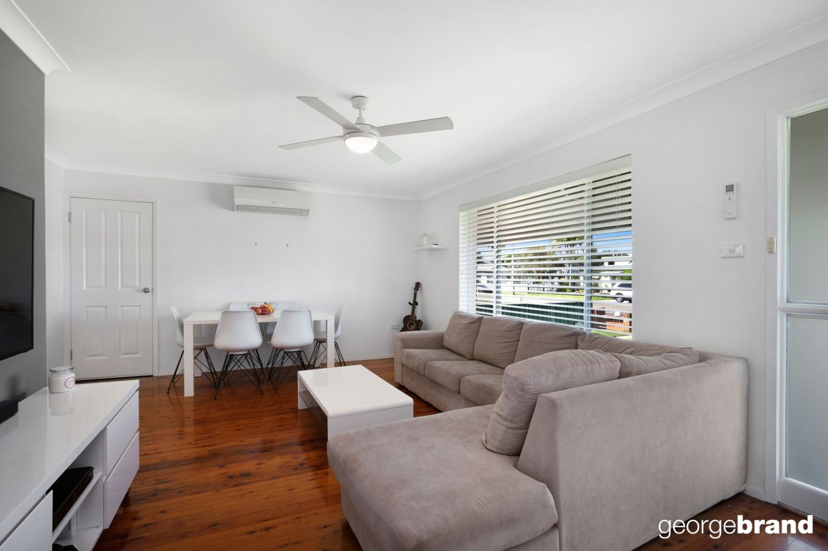 55 Flinders Avenue, Killarney Vale NSW 2261, Image 2