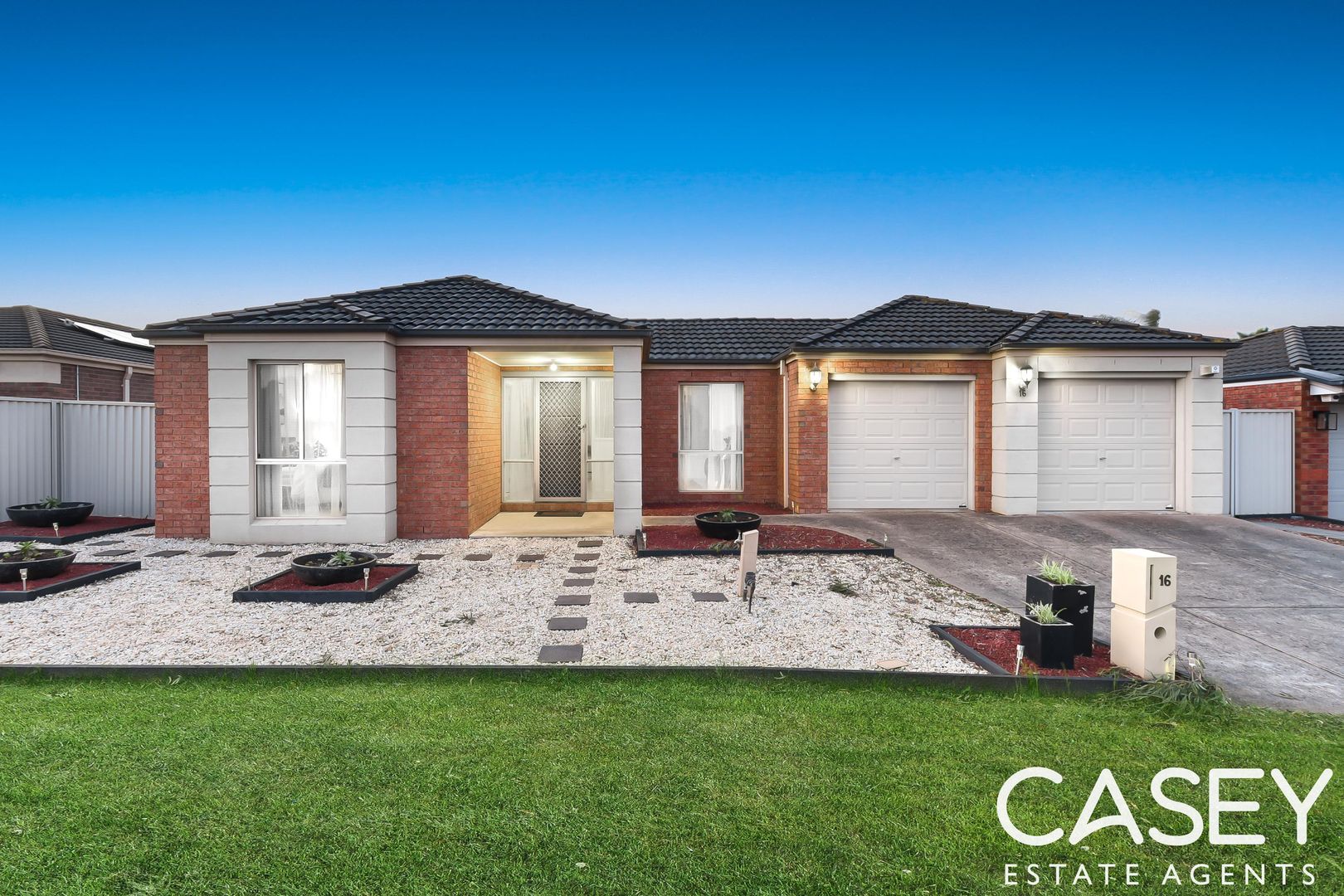 16 Butterfield Place, Cranbourne East VIC 3977, Image 1