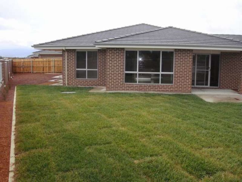 1/21 Gordon Withnall Crescent, Dunlop ACT 2615, Image 1