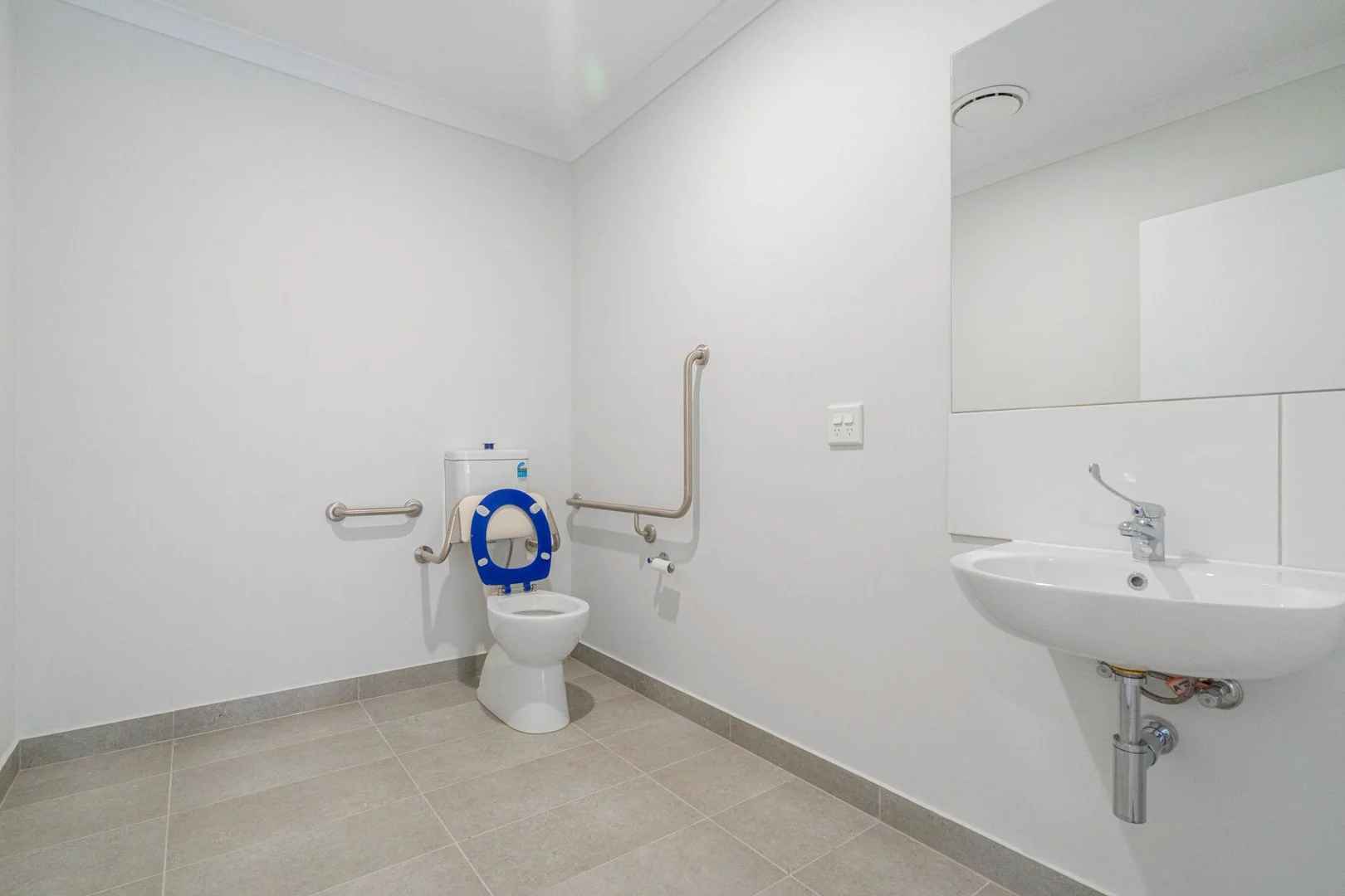 Additional image 13 of 8 Produce Drive, Mambourin VIC 3024