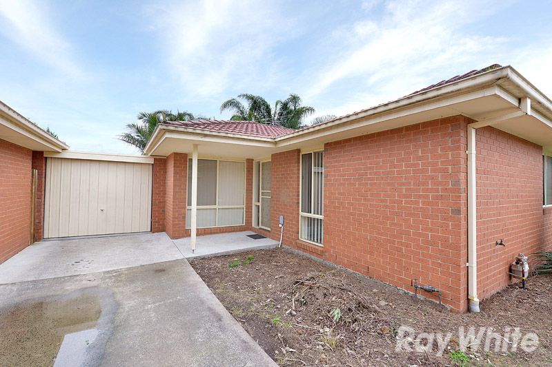 2 bedrooms Apartment / Unit / Flat in 2/11 Ross Street FERNTREE GULLY VIC, 3156