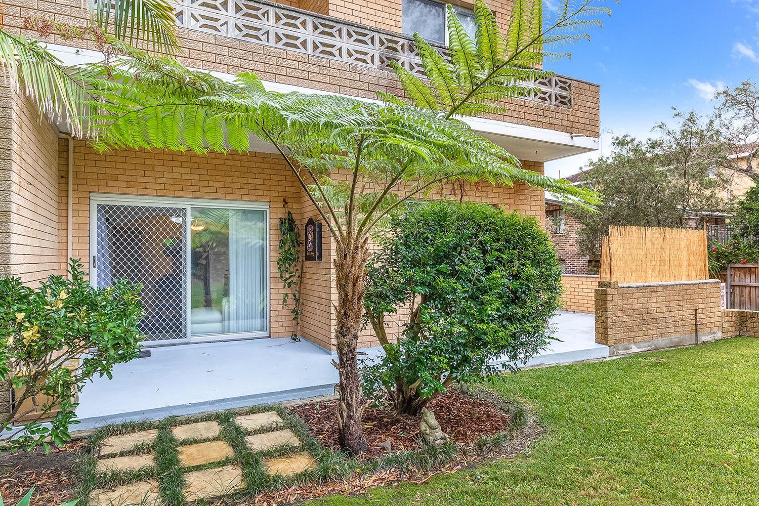 3/38 The Crescent, Dee Why NSW 2099, Image 2