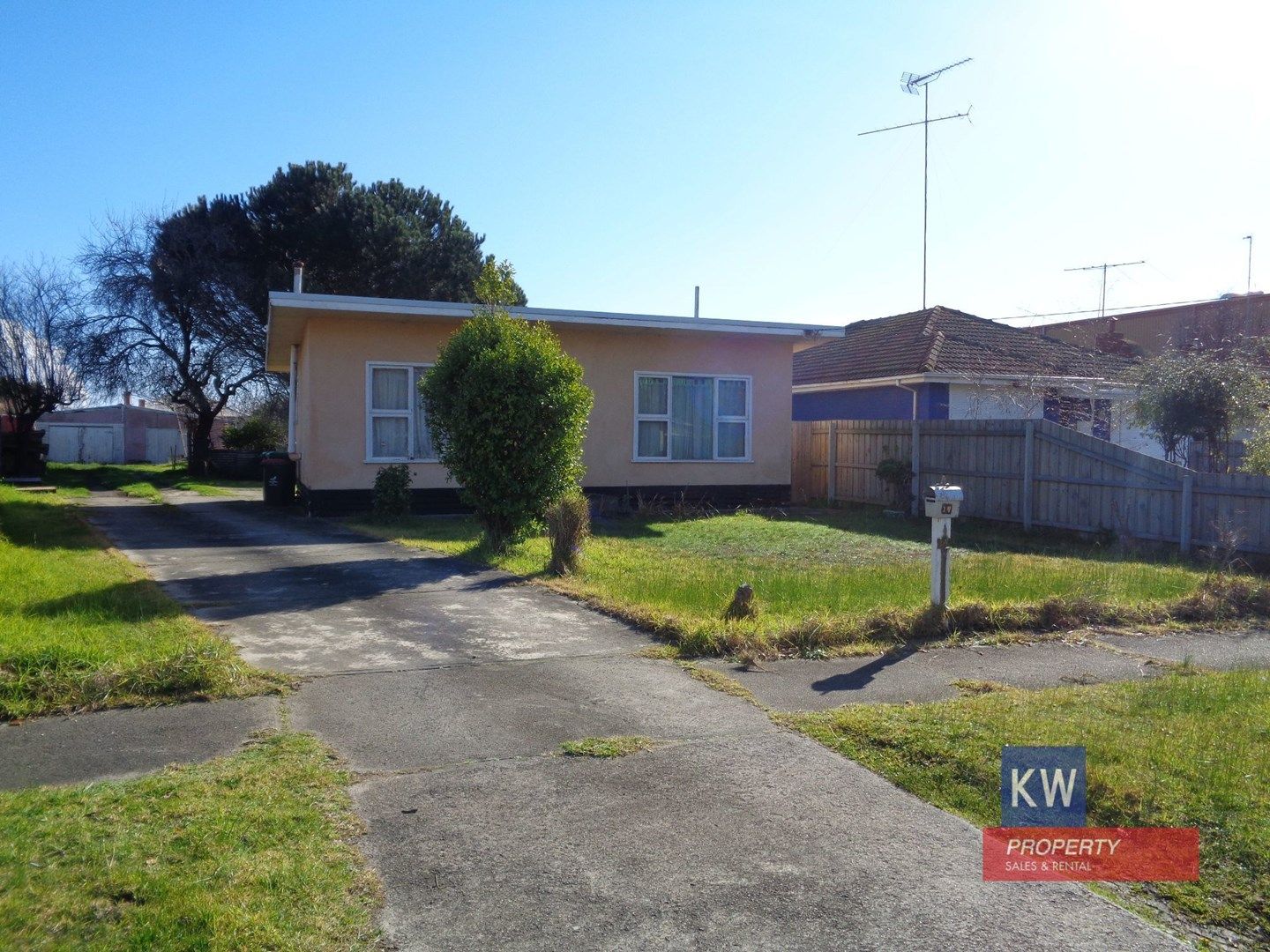 17 Margaret St, Morwell VIC 3840, Image 0