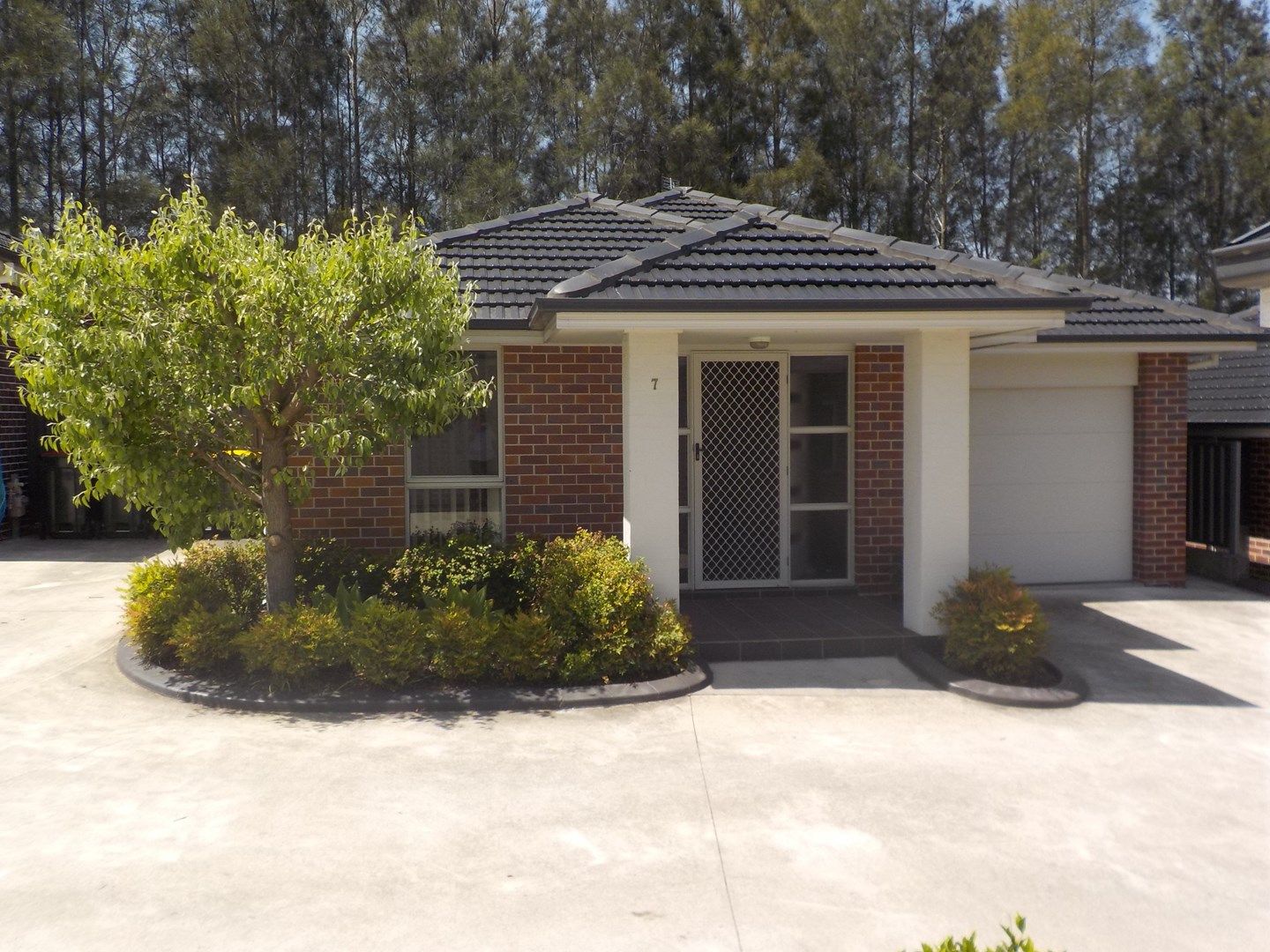 2 bedrooms Apartment / Unit / Flat in 10/59 Gwen Parade RAYMOND TERRACE NSW, 2324