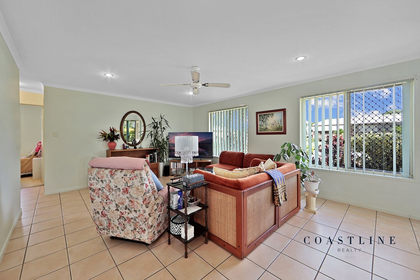 14 Davidson Street, Bargara QLD 4670, Image 2