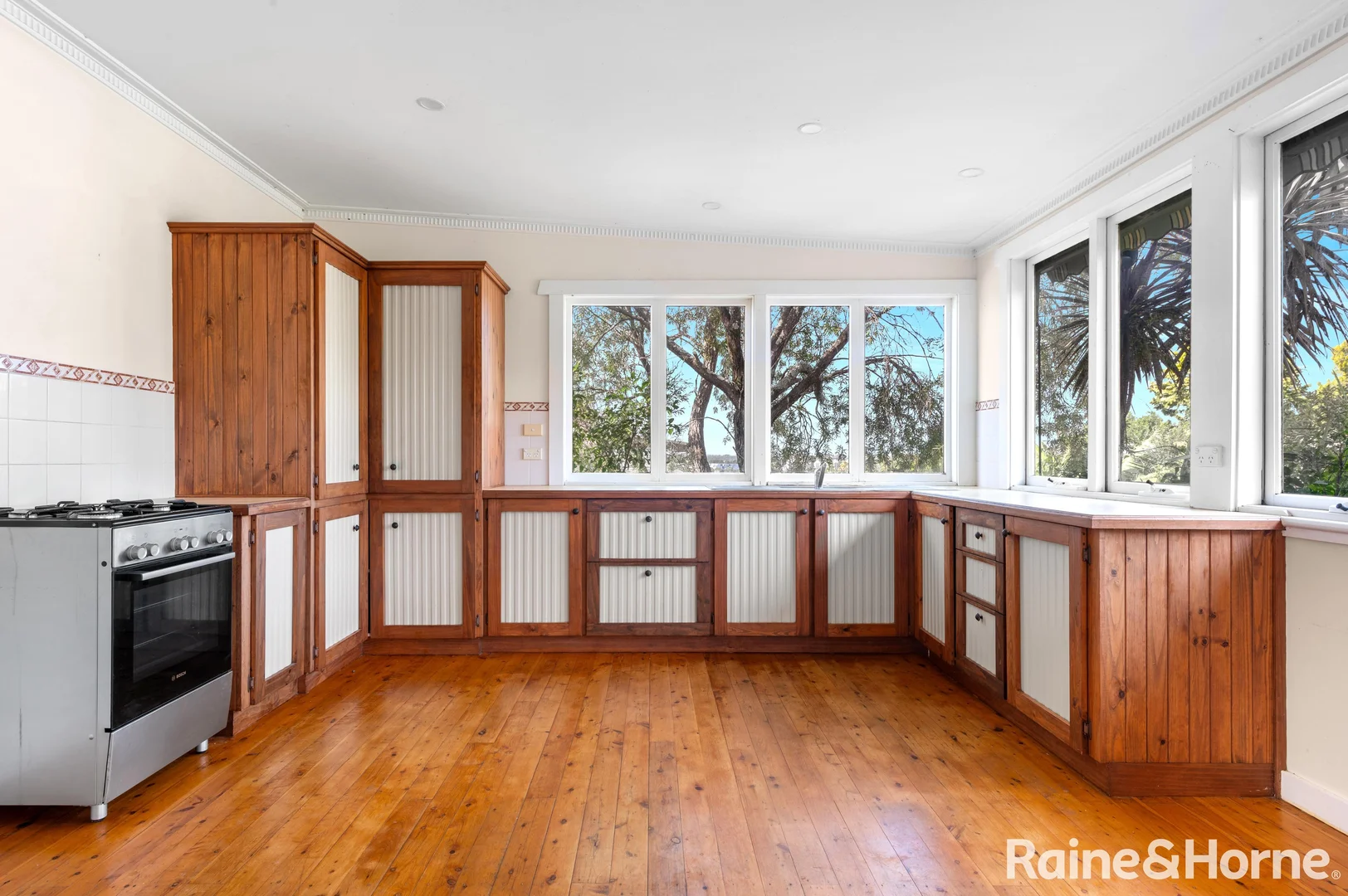 Additional image 3 of 16 Cambewarra Road, Bomaderry NSW 2541