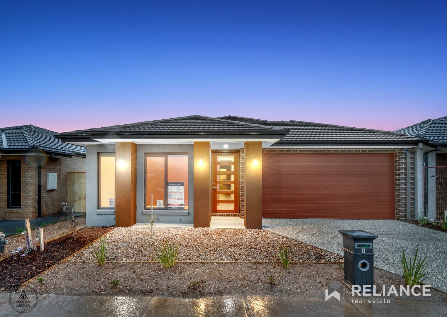 4 bedrooms House in 7 Frolic Street TARNEIT VIC, 3029