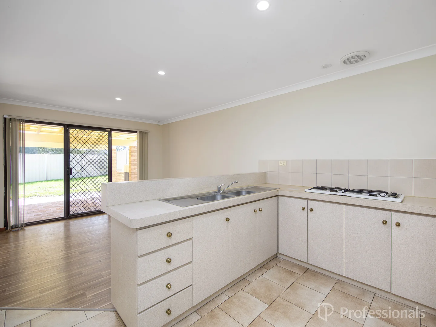 Additional image 5 of 12 Juniper Place, Ballajura WA 6066