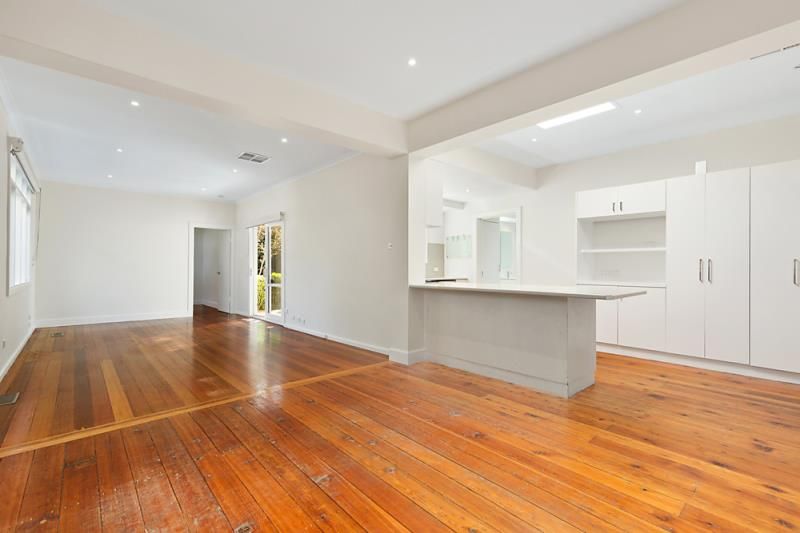 132 Green Street, Ivanhoe VIC 3079, Image 2