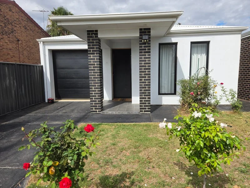 73 Wallala Avenue, Park Holme SA 5043