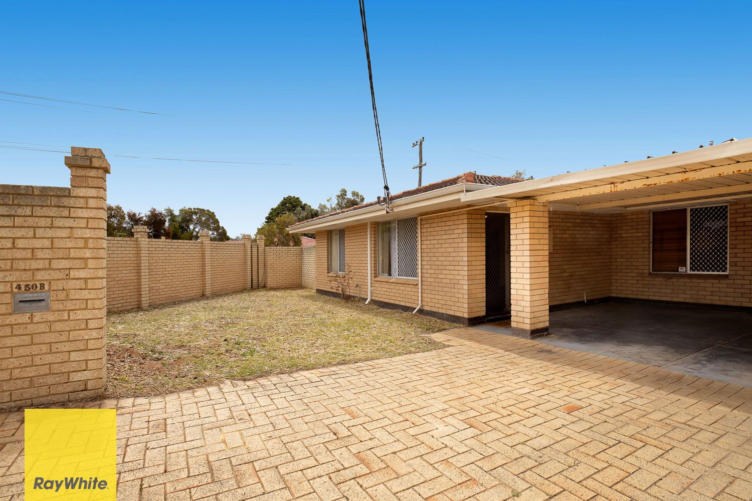2 bedrooms Villa in 450B Light Street DIANELLA WA, 6059