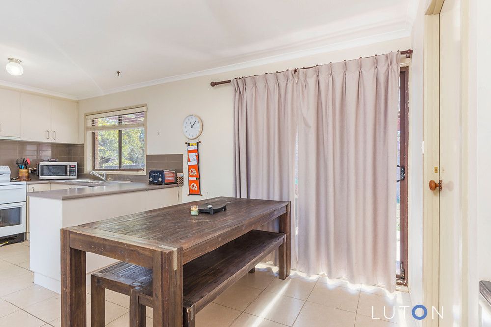 17/97 Clift Crescent, Chisholm ACT 2905, Image 2