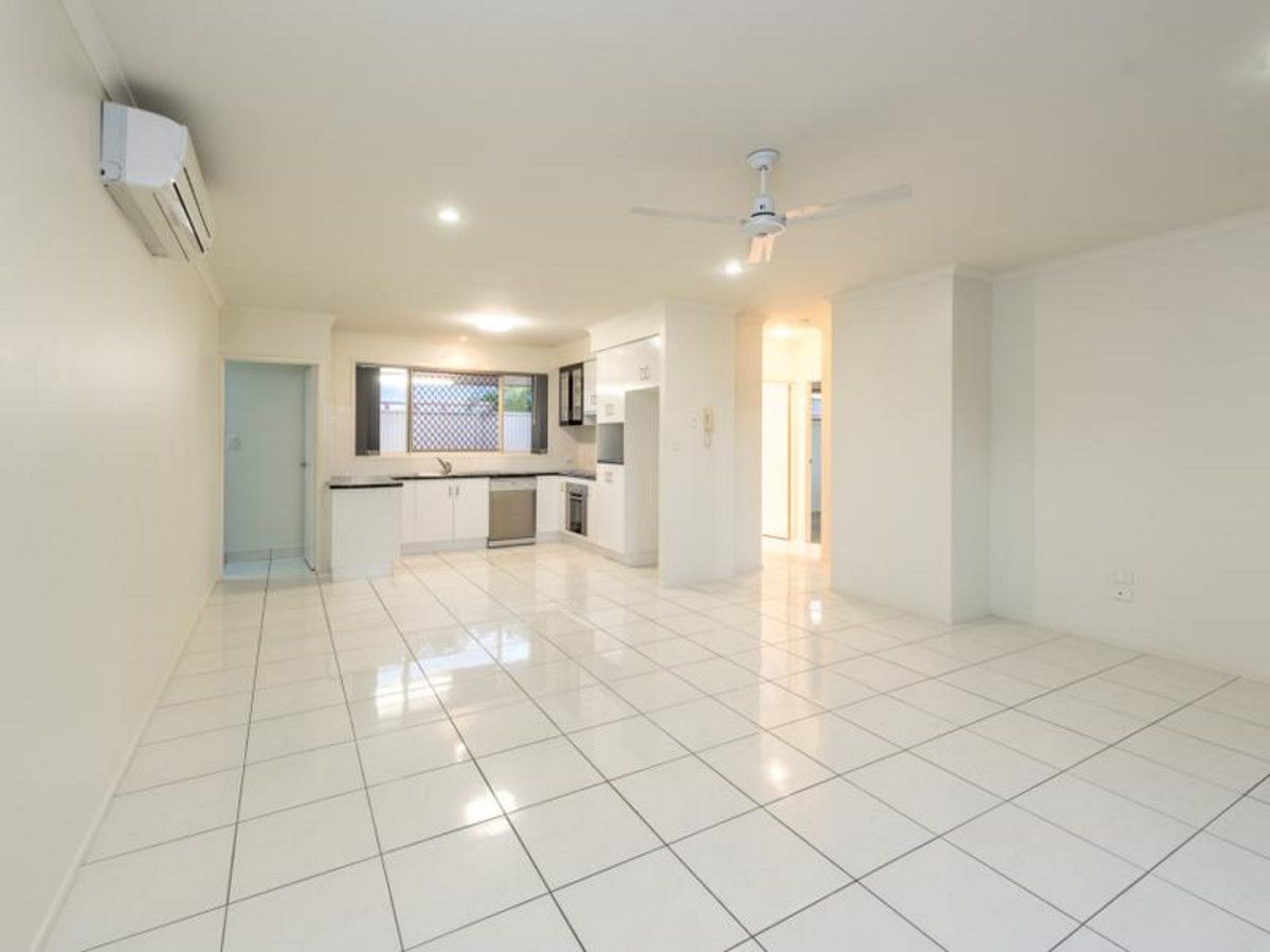 2/54 Avoca Street, Millbank QLD 4670, Image 2