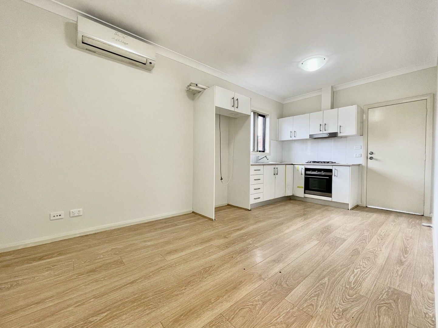 4A Napier Lane, Mays Hill NSW 2145, Image 0