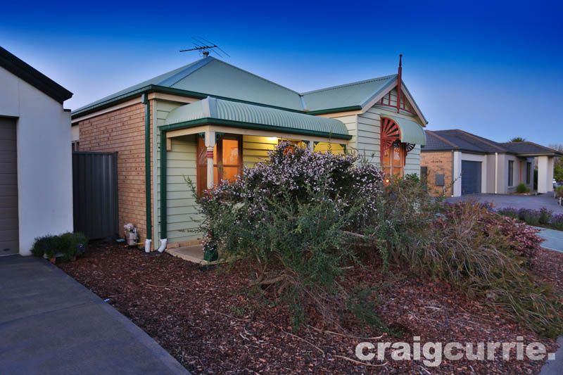 4 Sarton Link, Pakenham VIC 3810, Image 2