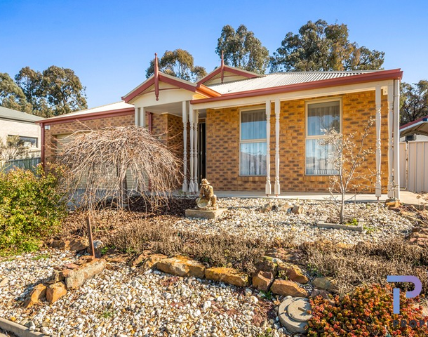 24 The Heath , Eaglehawk VIC 3556