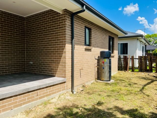 2 bedrooms House in 49B Emert Street WENTWORTHVILLE NSW, 2145