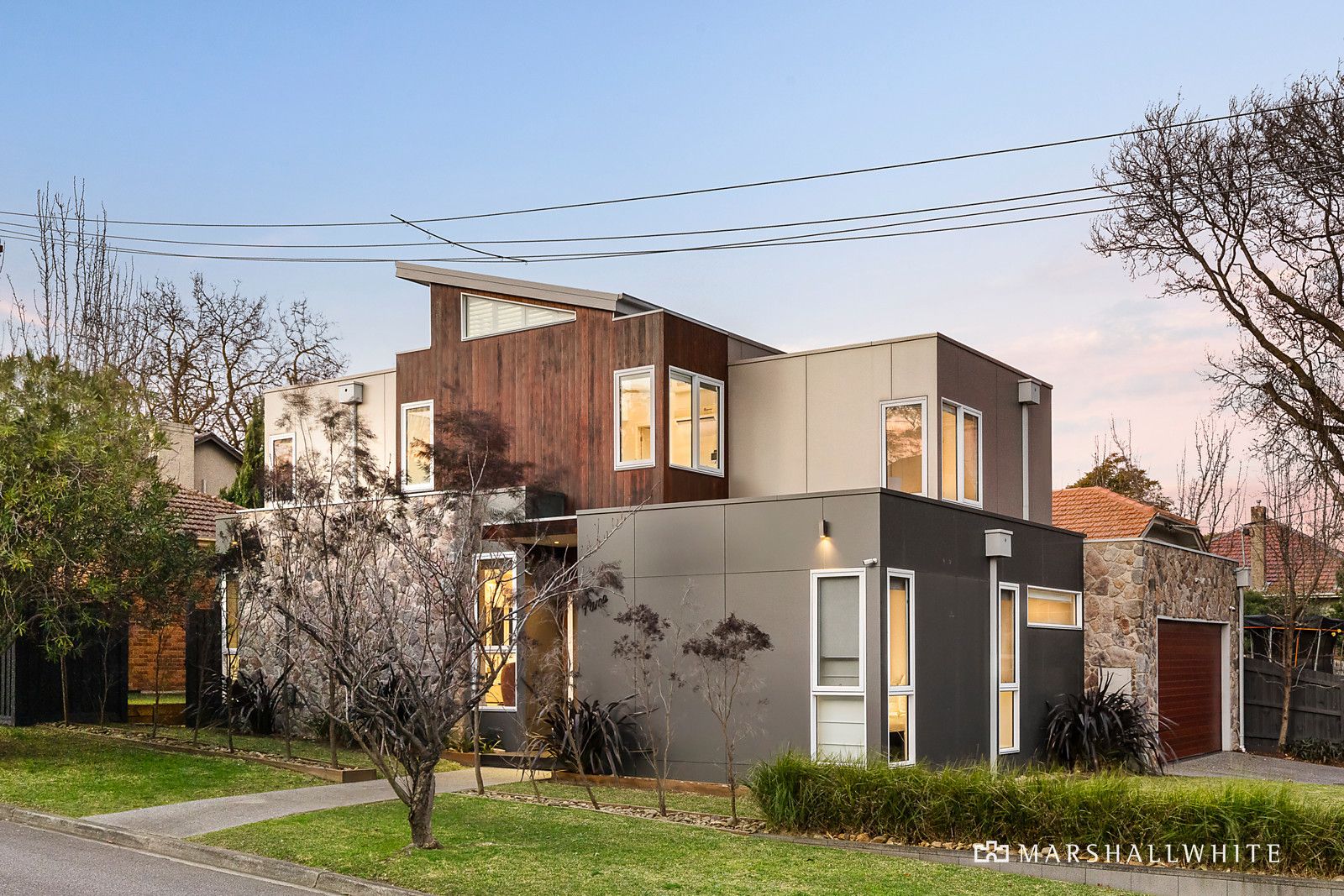 4 bedrooms House in 9 Mayfield Avenue CAMBERWELL VIC, 3124