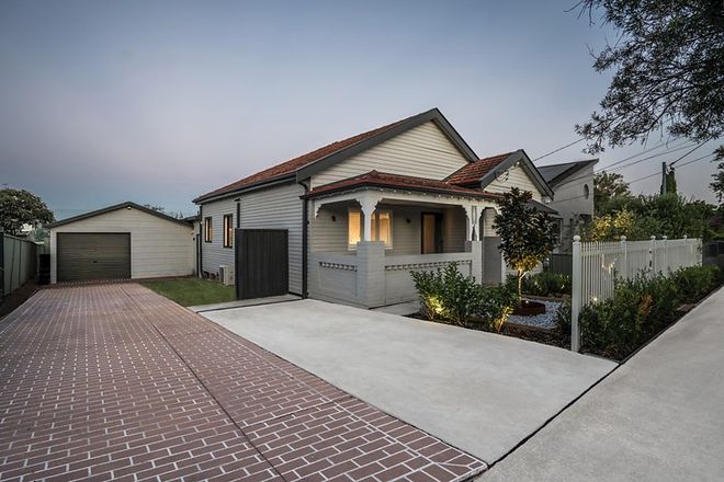 Picture of 12 Mount Avenue, ROSELANDS NSW 2196