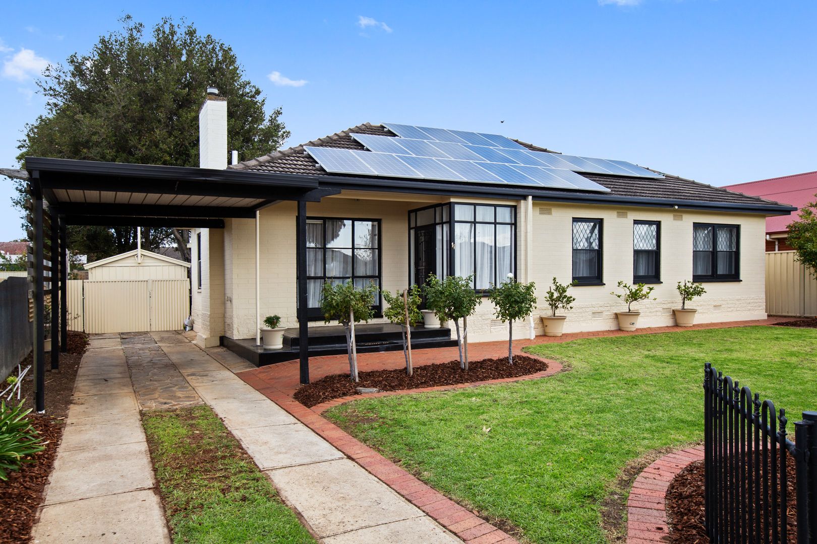 11 Andrew Avenue, Marion SA 5043, Image 1