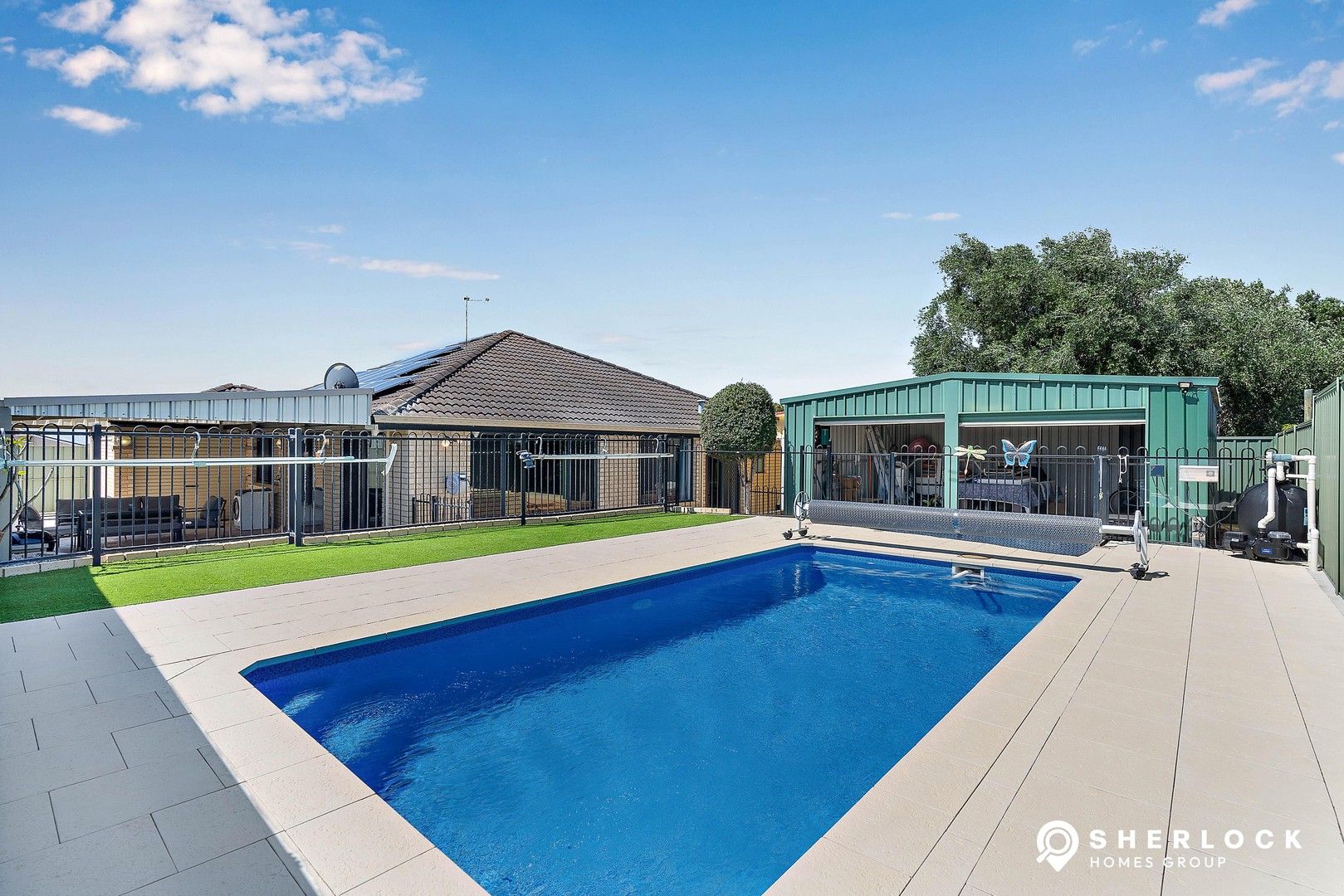 4 bedrooms House in 51 Dalvik Avenue MERRIWA WA, 6030