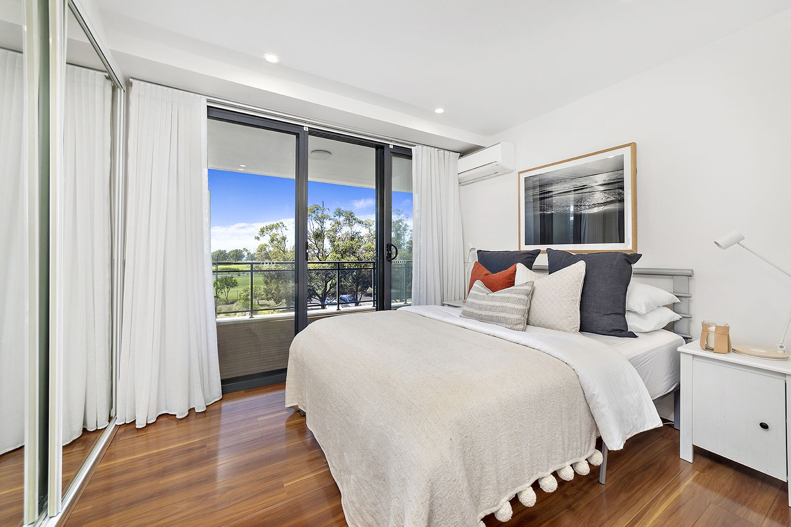 2 bedrooms Apartment / Unit / Flat in 7/184 Corrimal St WOLLONGONG NSW, 2500