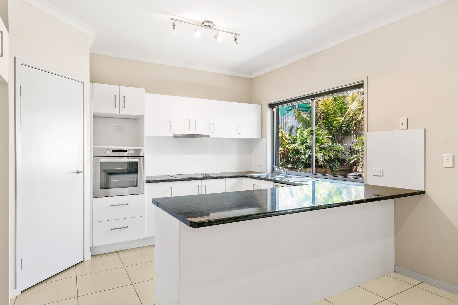 1/51 Upper Wakefield Street, Woombye QLD 4559, Image 2