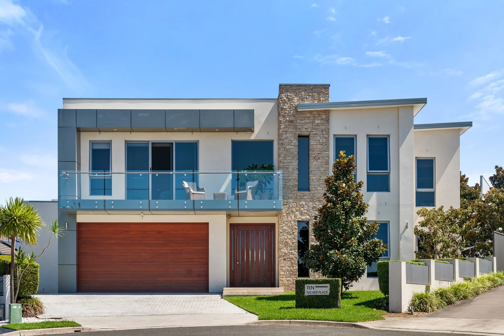 10 Tucker Place, Edensor Park NSW 2176