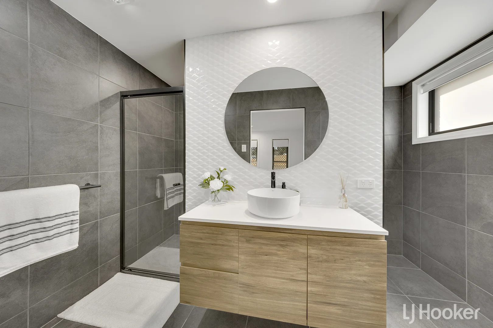 Additional image 9 of 14 Fitzroy Avenue, Clinton QLD 4680