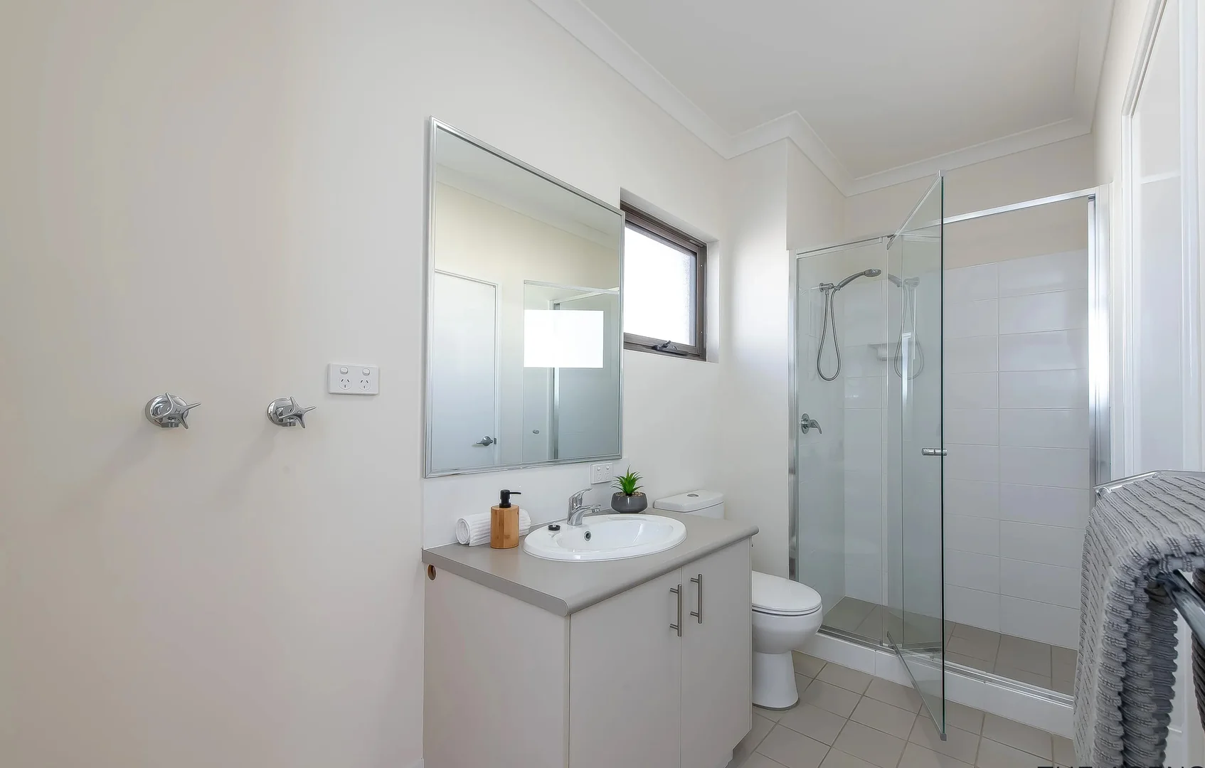 Additional image 10 of 8/312 Railway Parade, East Cannington WA 6107