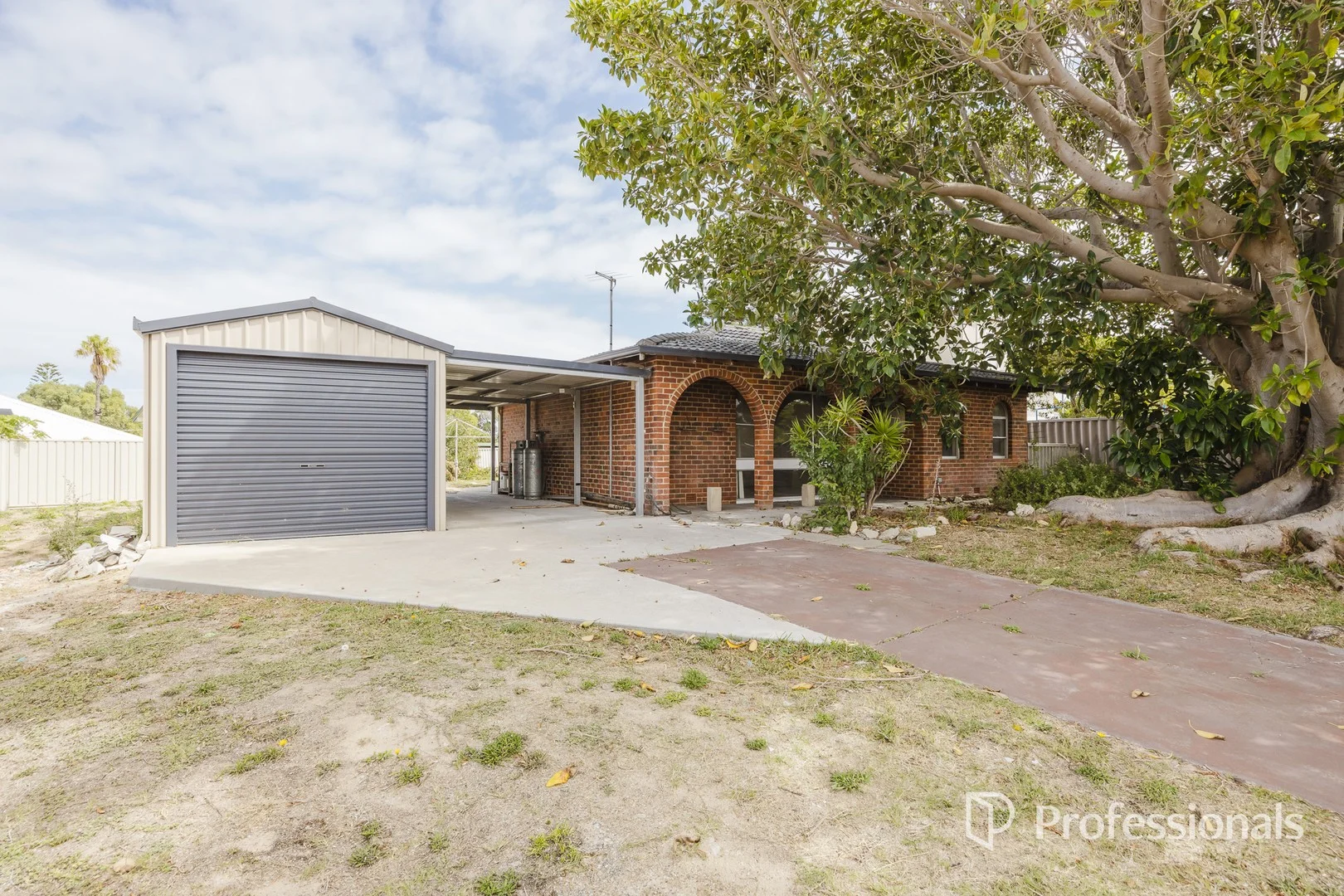 6 Emba Place, Two Rocks WA 6037