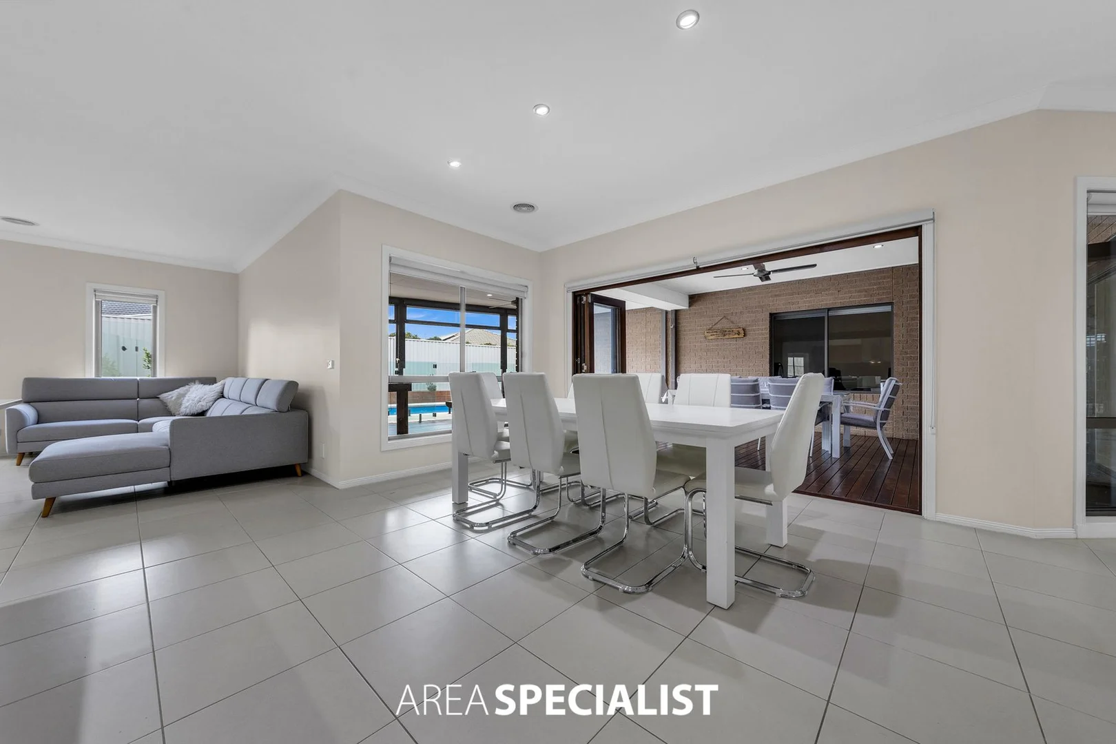 Additional image 5 of 101 Livingstone Boulevard, Pakenham VIC 3810