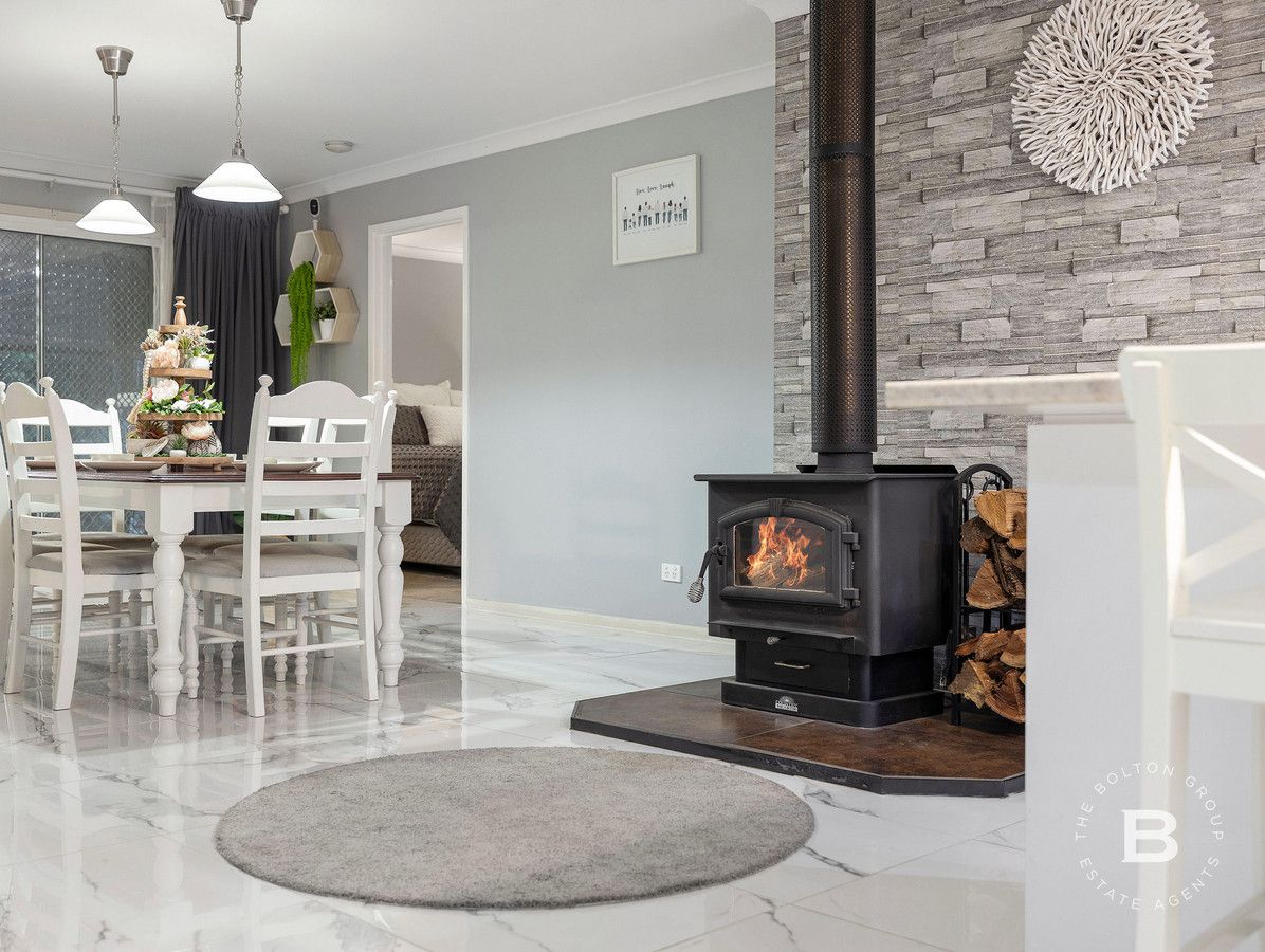 4 bedrooms House in 36 Cobbin Circuit REDBANK PLAINS QLD, 4301