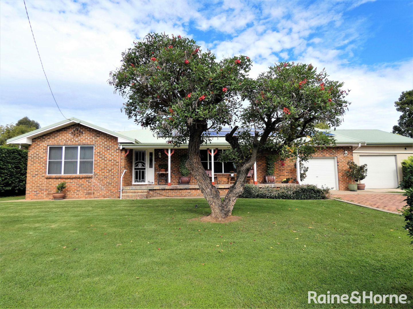 2 Myall Place, Moree NSW 2400
