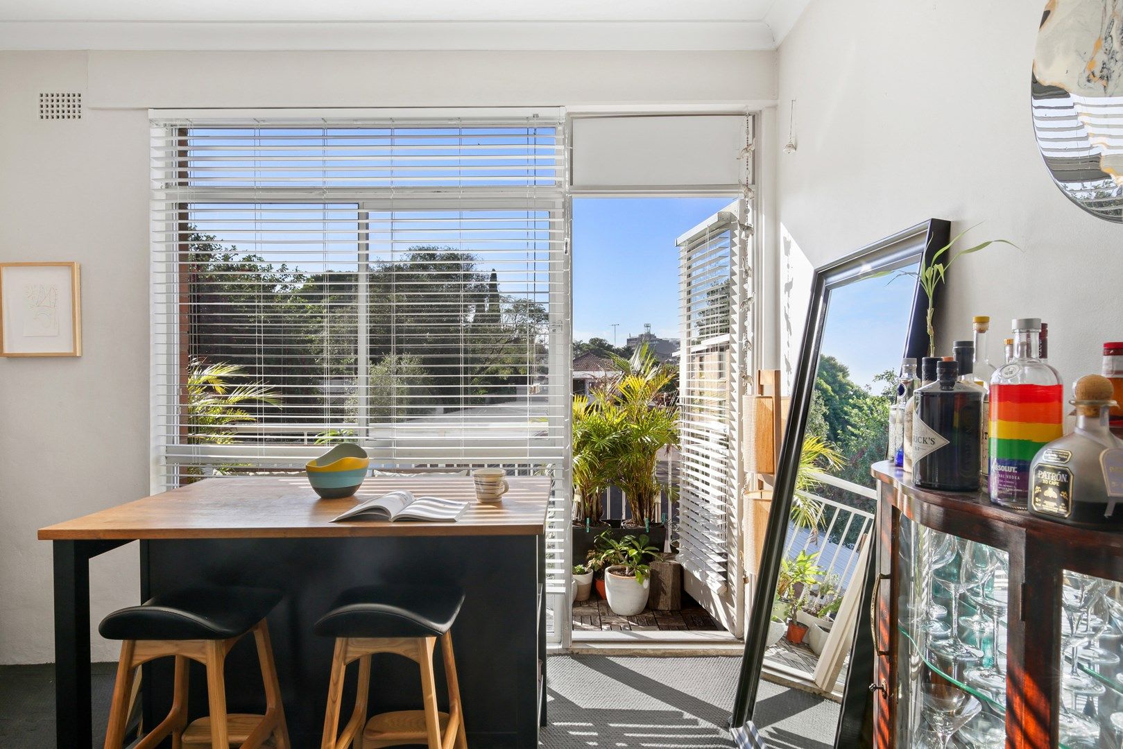 2 bedrooms Apartment / Unit / Flat in 20/22 Ness Avenue DULWICH HILL NSW, 2203