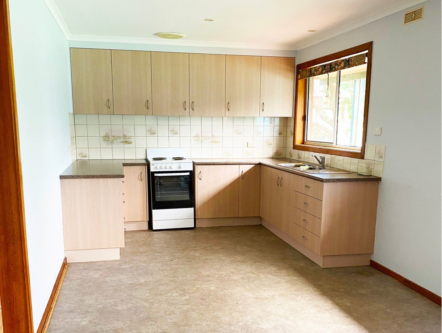 72 Scott St, Heywood VIC 3304 House For Rent Domain