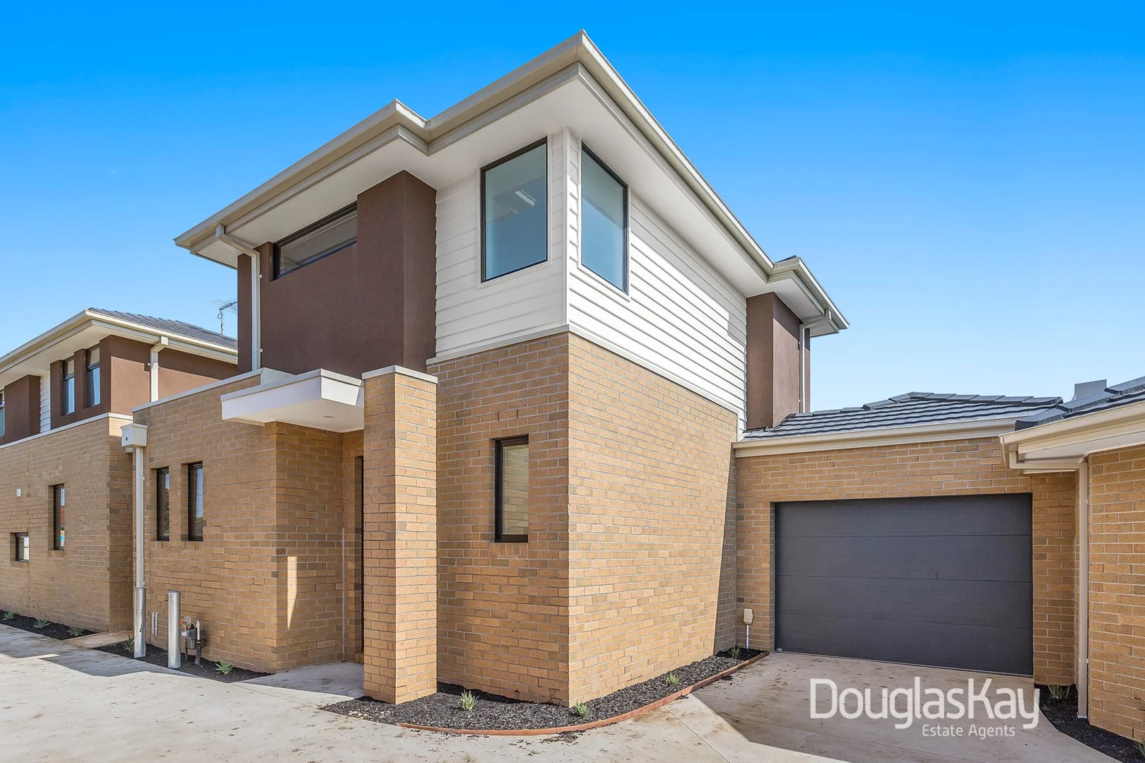 2/6 Daley Street, Sunshine West VIC 3020