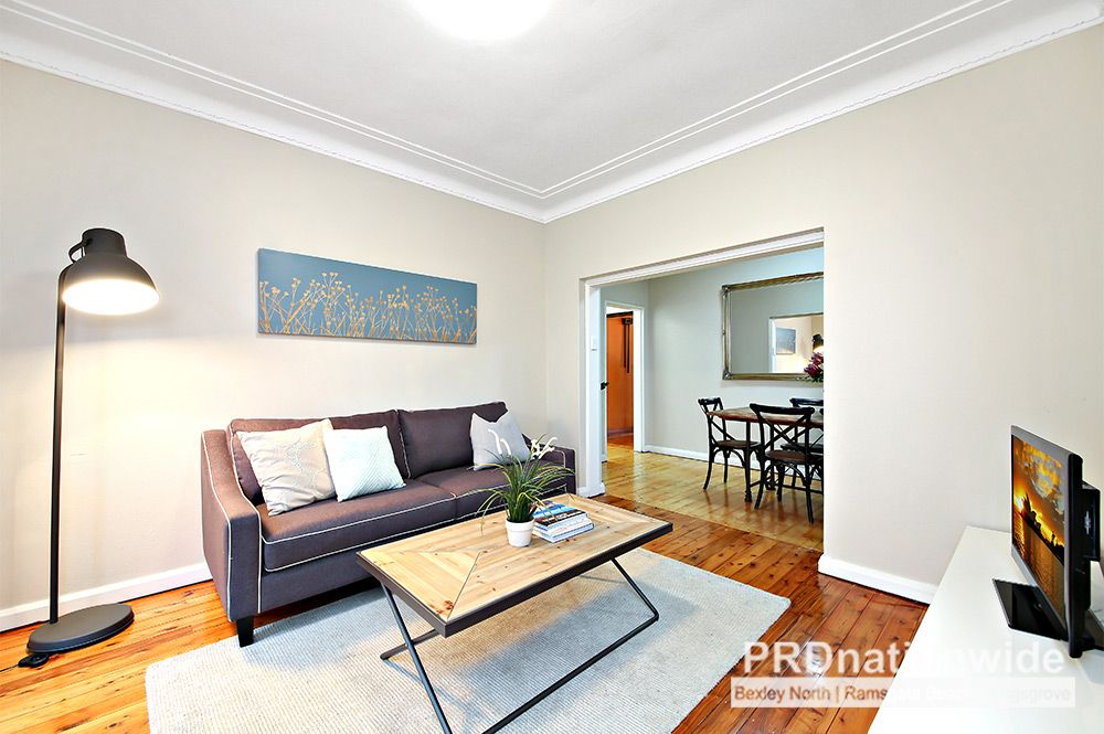 30 Kingsway, Kingsgrove NSW 2208, Image 2