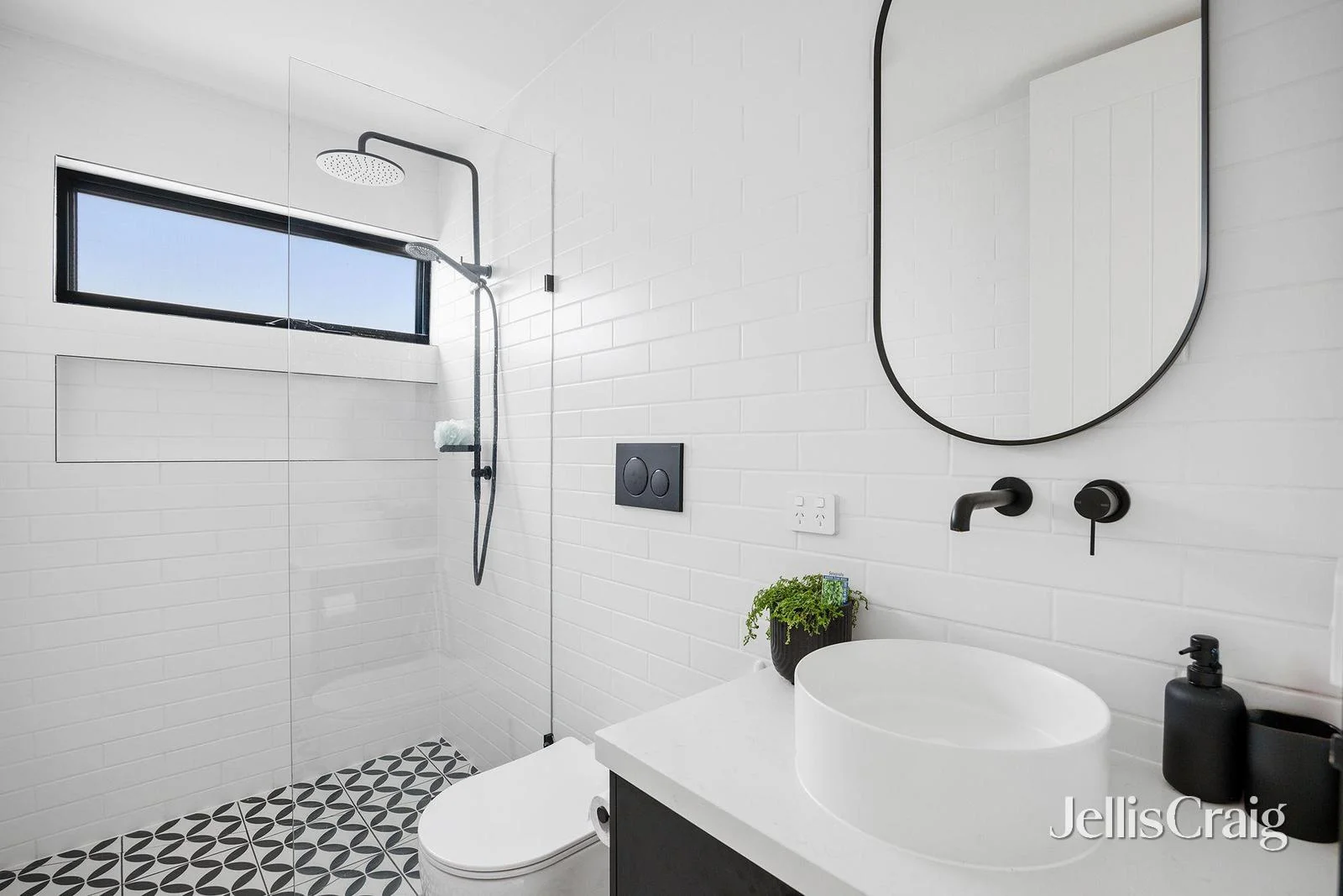 Additional image 13 of 59B Blackshaws Road, Newport VIC 3015