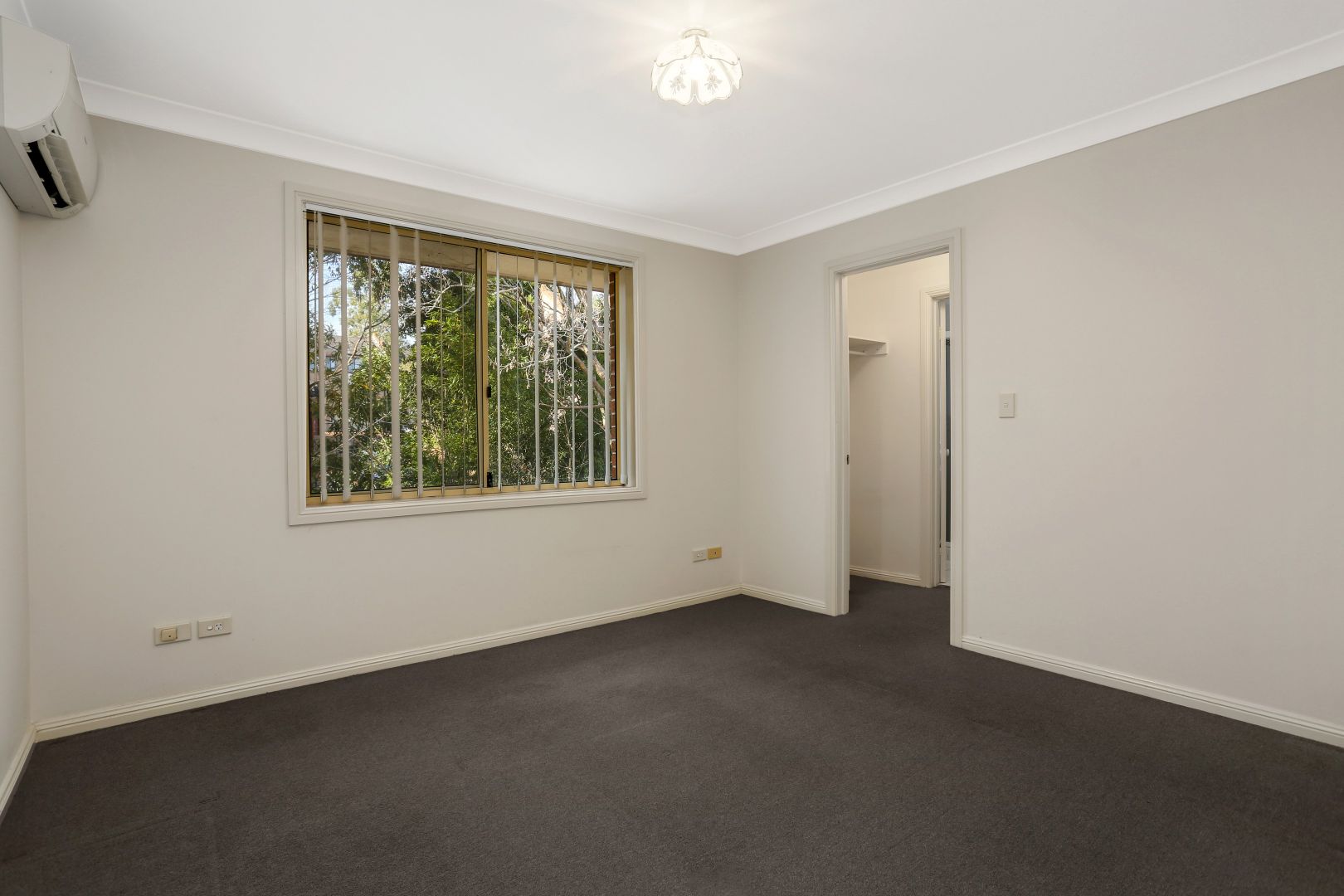 5/6 Parsonage Road, Castle Hill NSW 2154, Image 2