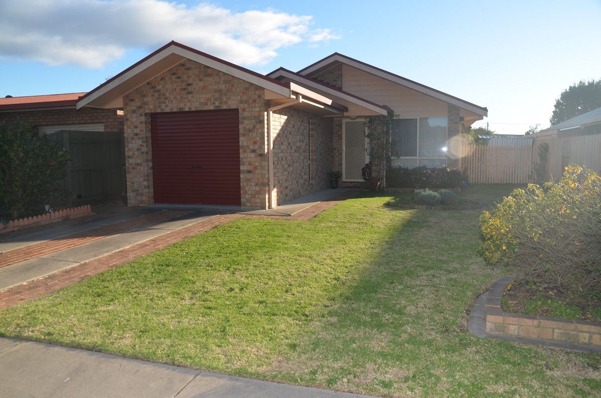 2/94 WALLACE STREET, Bairnsdale VIC 3875, Image 0