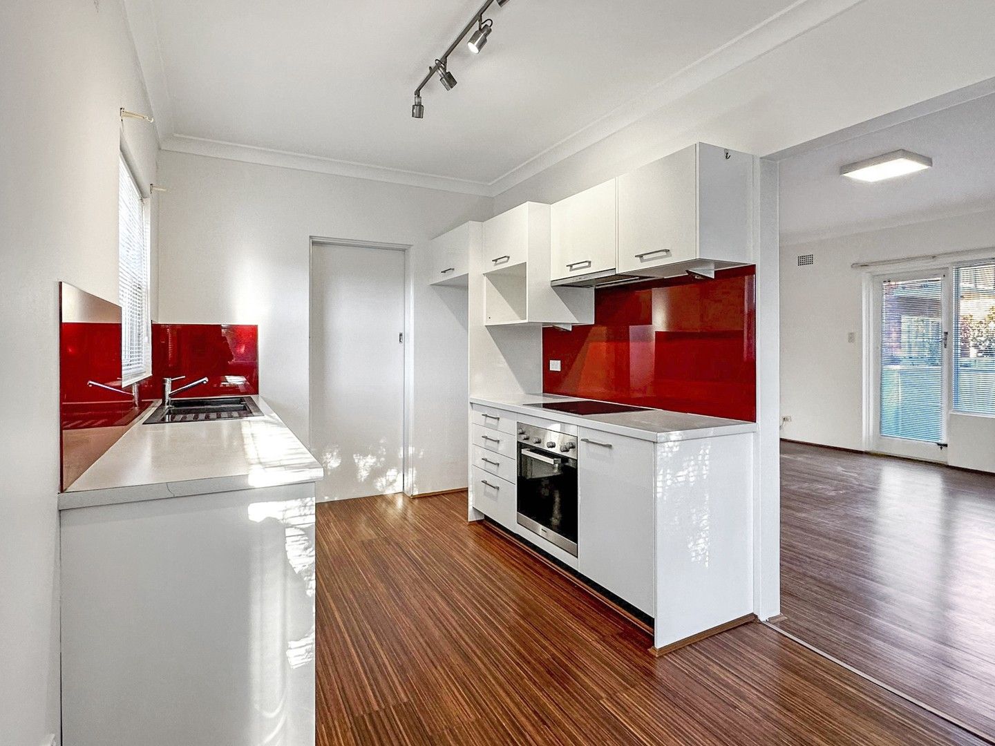 2 bedrooms Apartment / Unit / Flat in 1/27-29 Noble Street ALLAWAH NSW, 2218