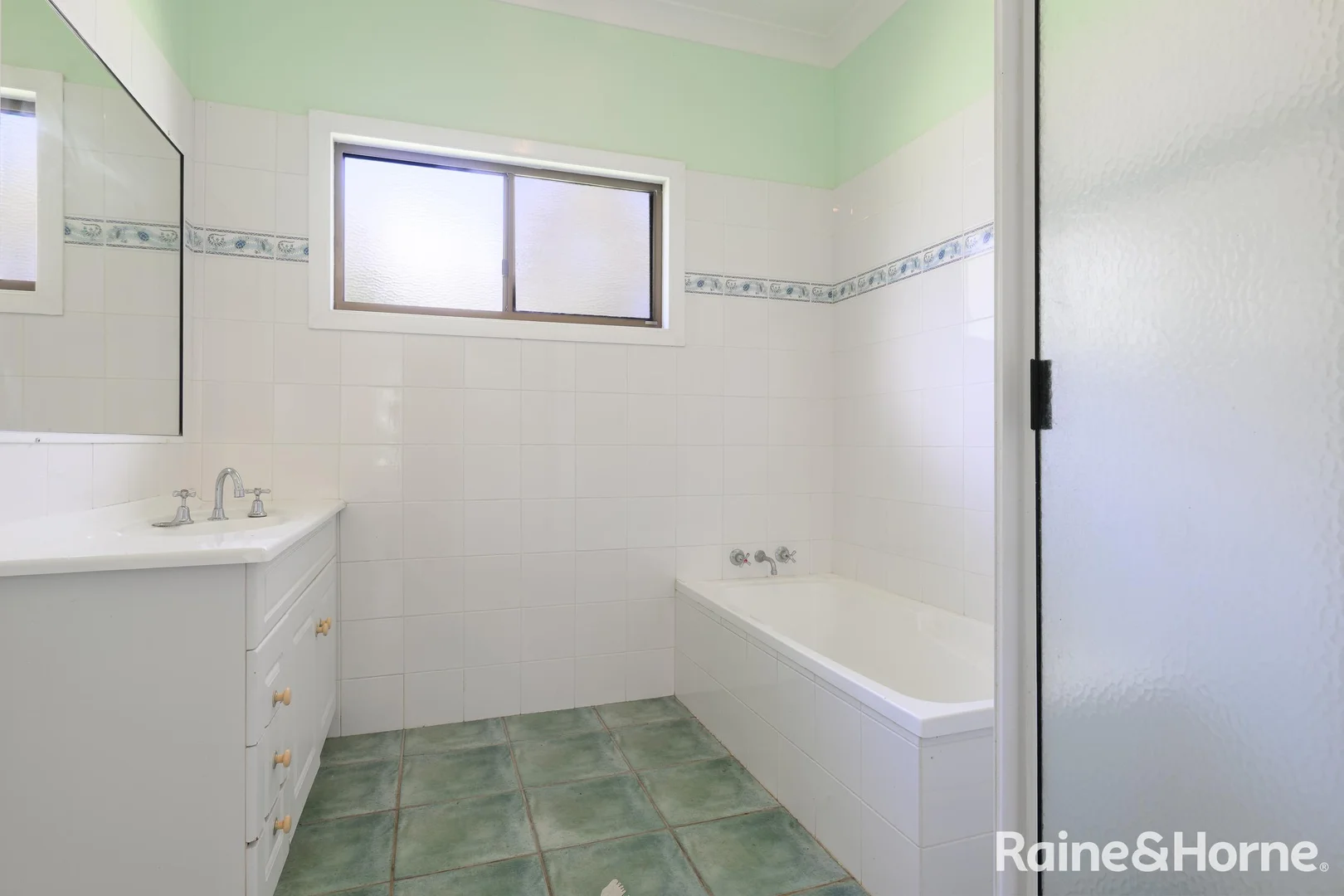 Additional image 11 of 27 Panorama Circuit, Benaraby QLD 4680