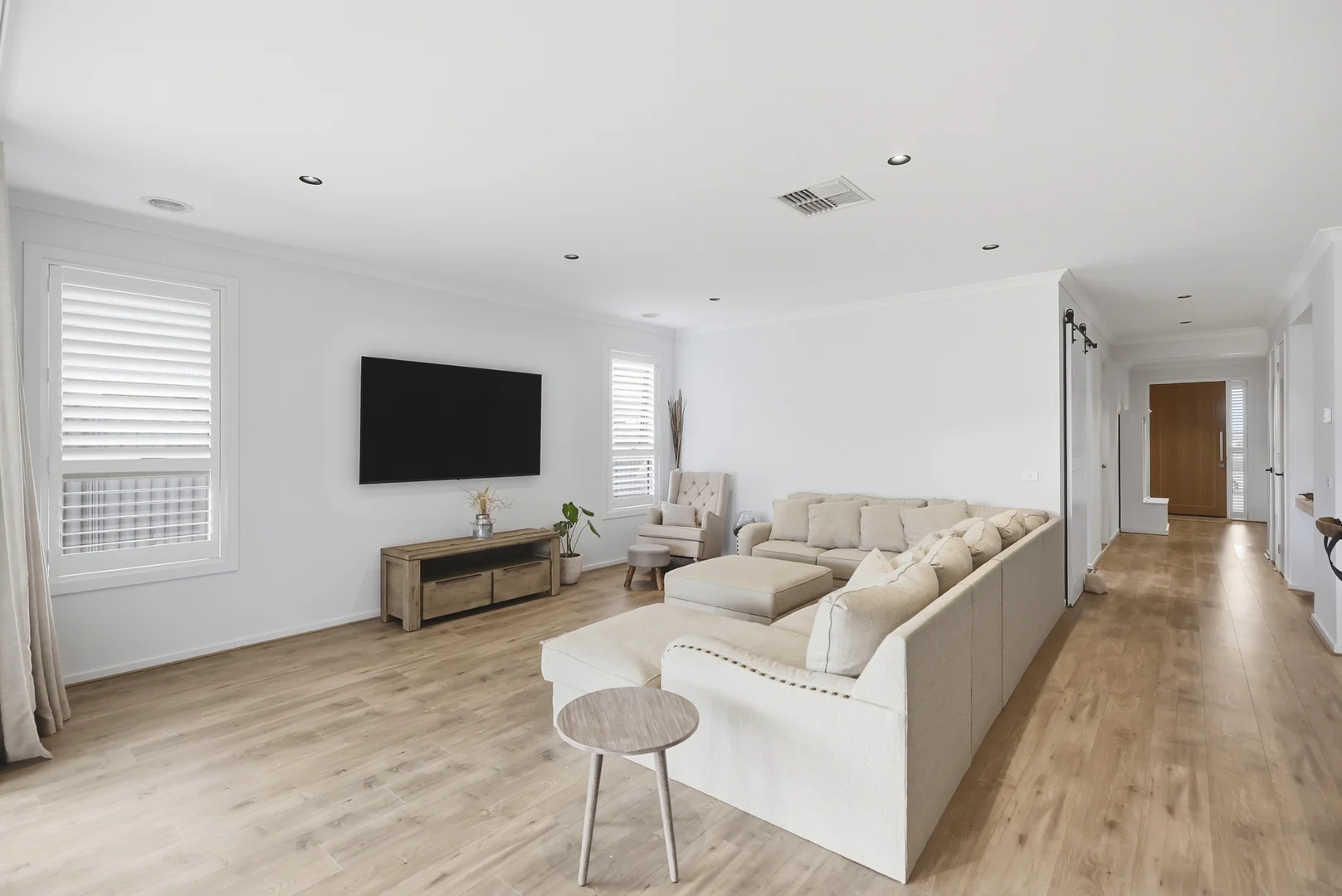 Additional image 10 of 1 Oak Grove, Romsey VIC 3434