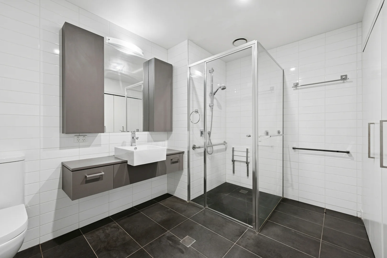 Additional image 7 of 2/51 Lynden Street, Camberwell VIC 3124