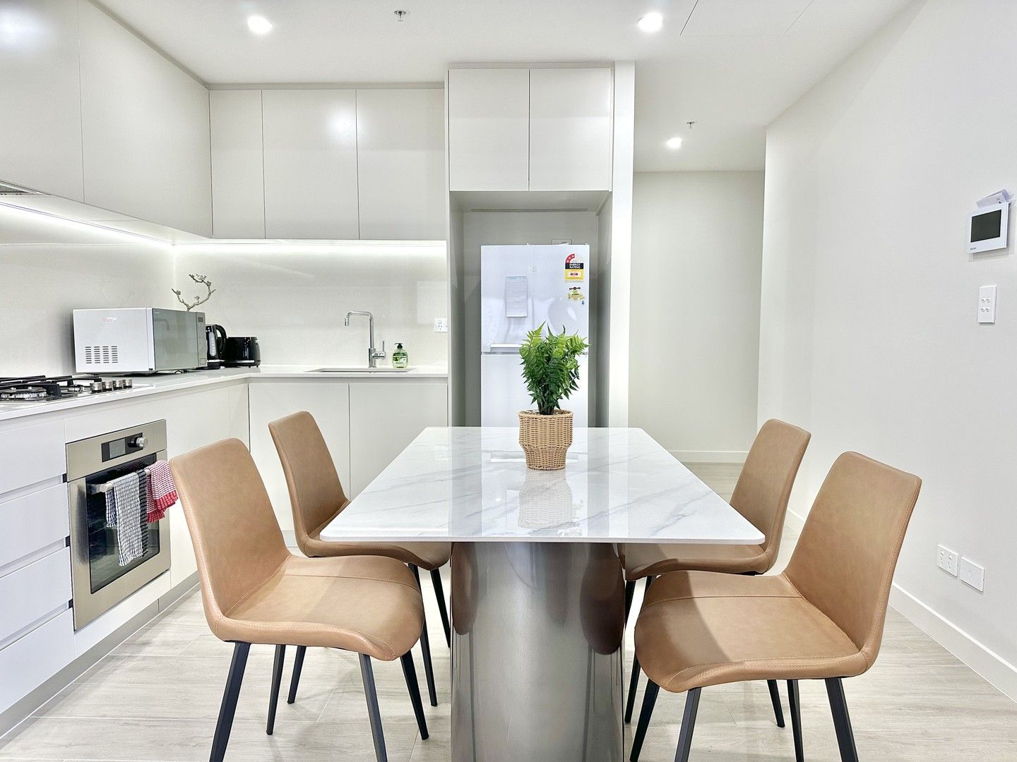 1 bedrooms Apartment / Unit / Flat in 214C/105C Willarong Road CARINGBAH NSW, 2229